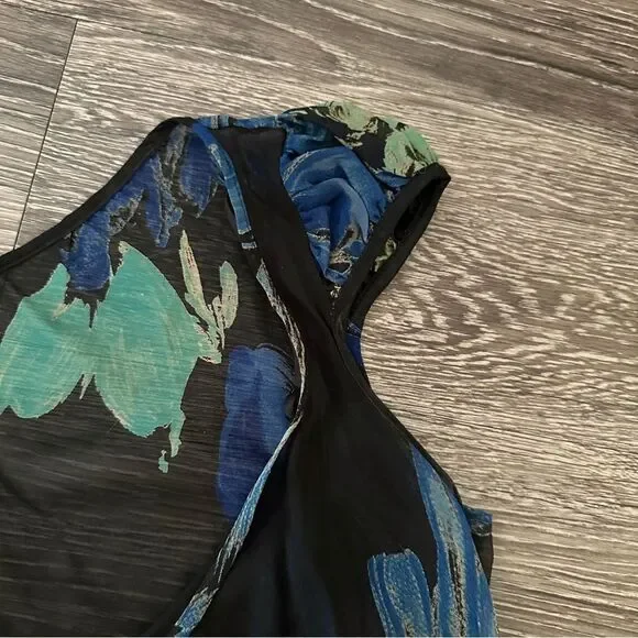 black and blue vs white and gold dress explained Betsey Johnson Floral Bodycon L – OMNIA main image 1